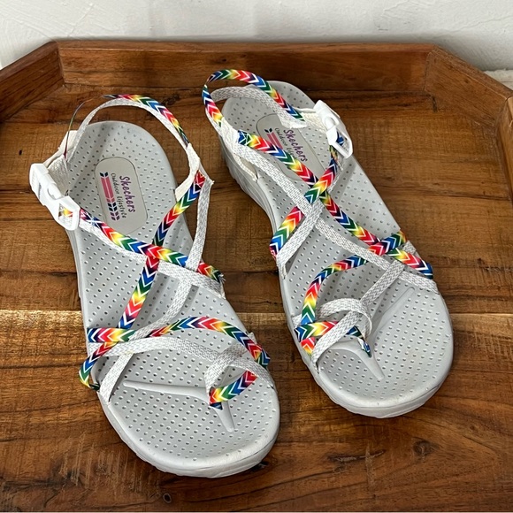 SKECHERS Shoes - SKECHERS women's reggae-bright sandals size 10